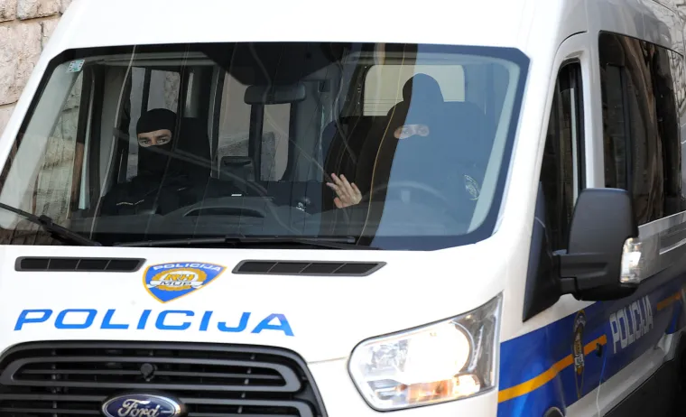 Pogledajte privođenje: ovo su ljudi koji su 'pali' sa 100 kilograma kokaina