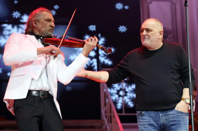 PANONSKI MORNAR ODRŽAO JO&Scaron; JEDAN KONCERT ZA PAMĆENJE: Đorđe Bala&scaron;ević odu&scaron;evio prepunu Spaladium Arenu