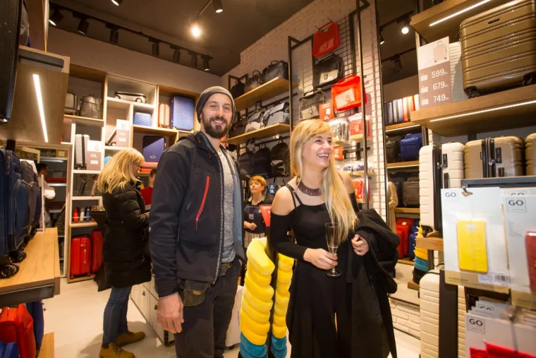 GO Carpisa concept store je mix &amp; mach dizajna i suvremene arhitektonske vizije koja u vama trenutno budi želju za putovanjem