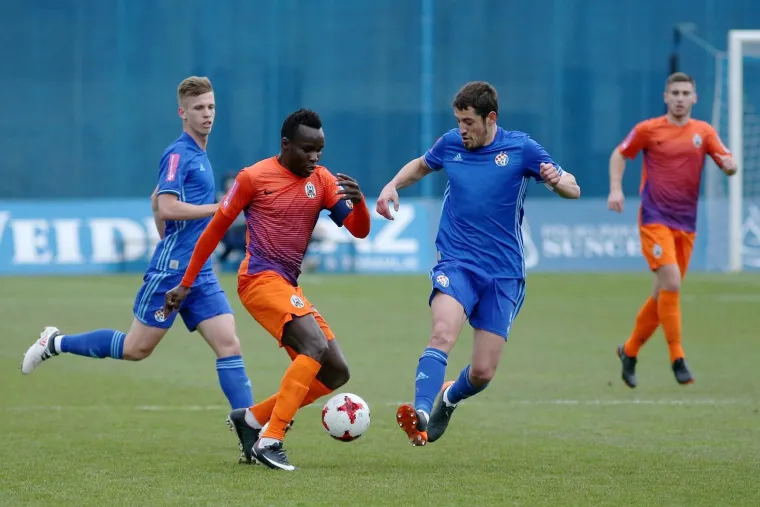 LOKOMOTIVA NA MAKSIMIRU: Dinamo nastavlja pohod na naslov