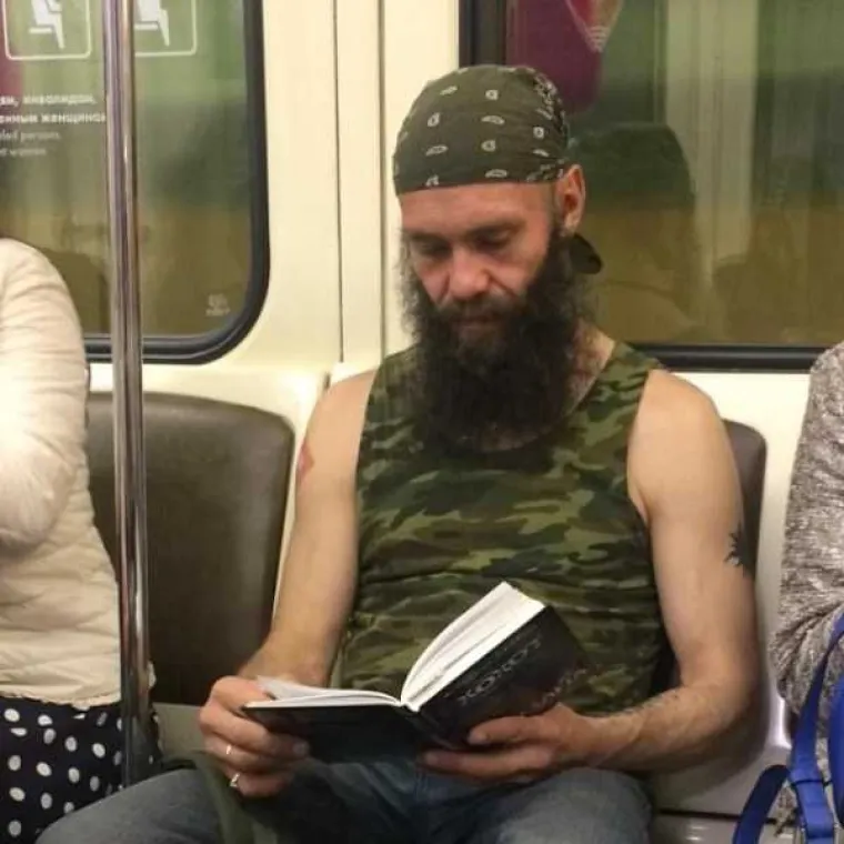 RUSKA MODA TOLIKO JE BIZARNA DA BI SE MOGLA POJAVITI NA MODNIM PISTAMA: Neukus je novi ukus