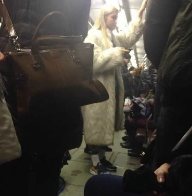 RUSKA MODA TOLIKO JE BIZARNA DA BI SE MOGLA POJAVITI NA MODNIM PISTAMA: Neukus je novi ukus