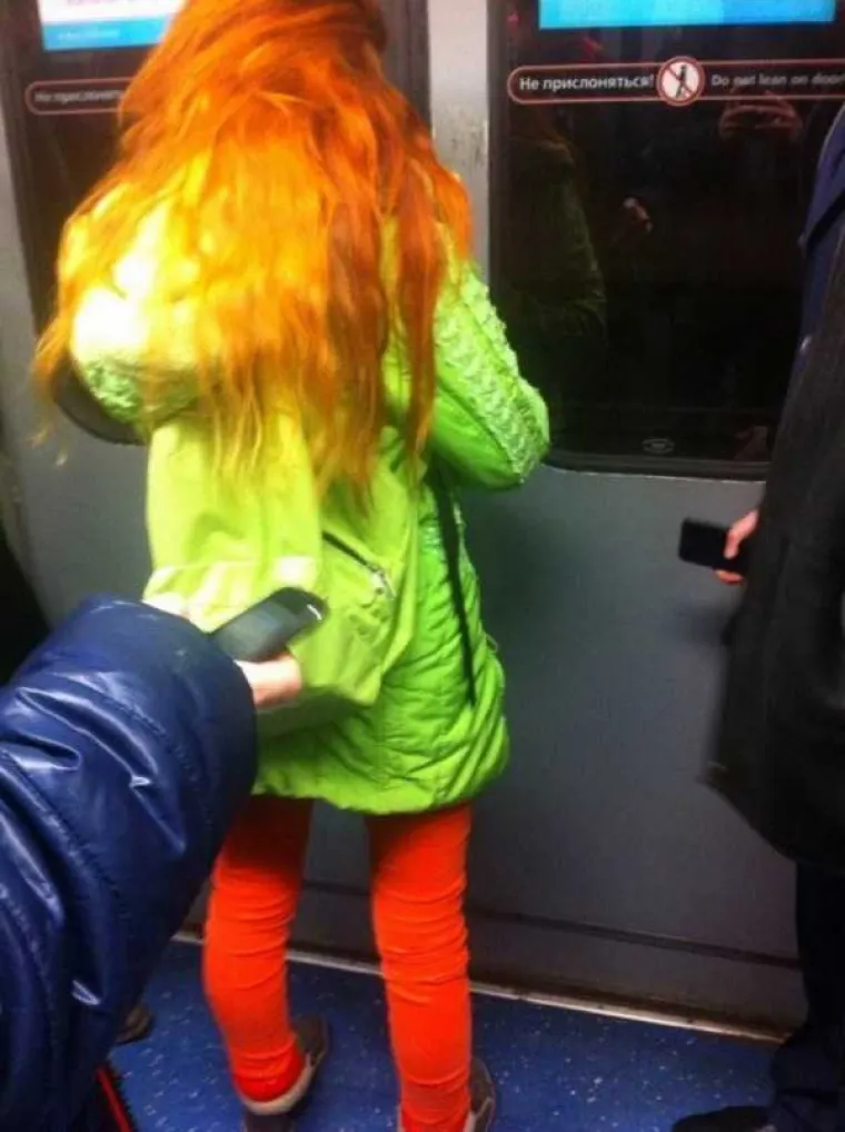 RUSKA MODA TOLIKO JE BIZARNA DA BI SE MOGLA POJAVITI NA MODNIM PISTAMA: Neukus je novi ukus