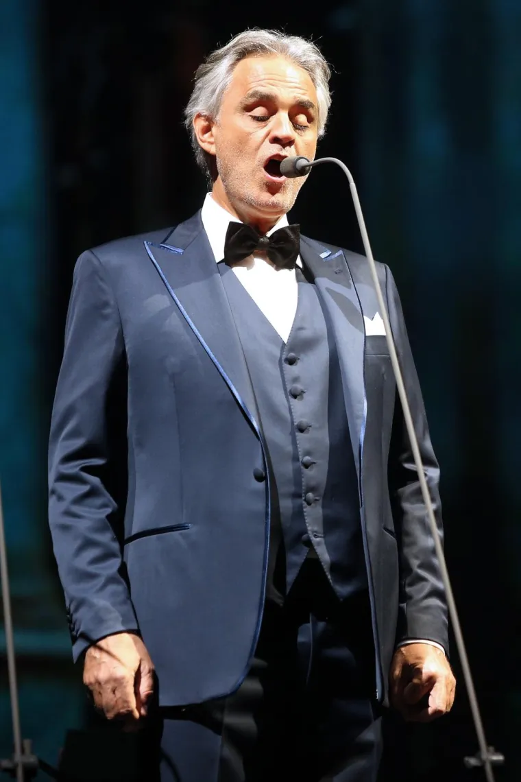 ANDREA BOCELLI ODUŠEVIO PREPUNU ARENU: Samo najveći sretnici prisustvovali koncertu za koji se tražila karta više