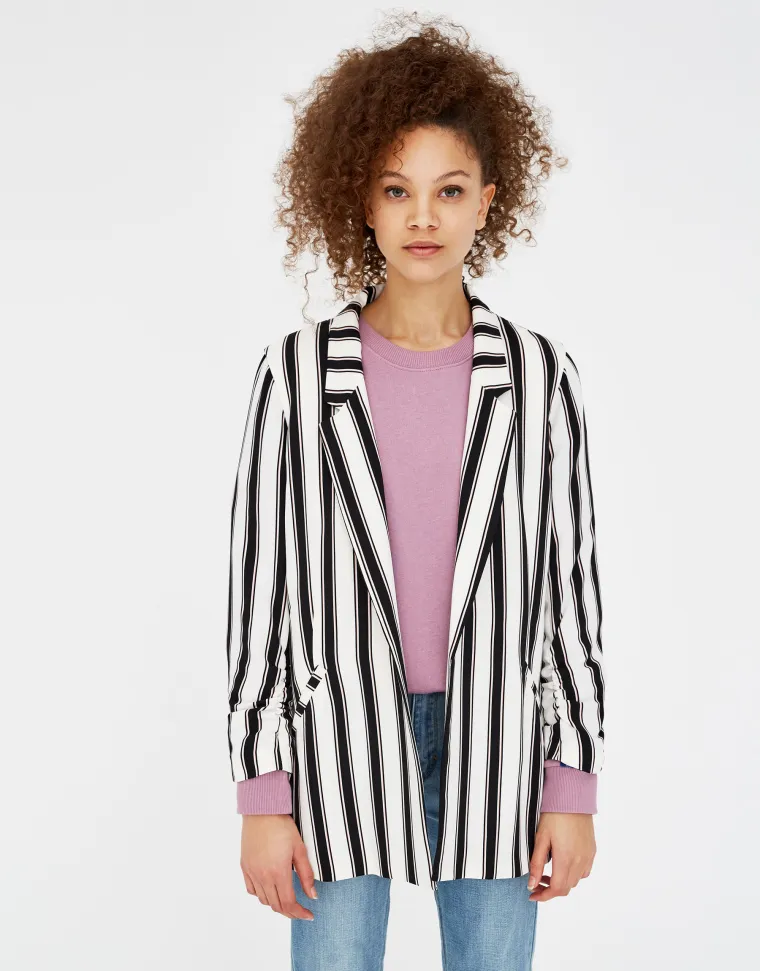 Prugasti blazer bez gumbiju, Pull&amp;Bear, 179,90 kuna