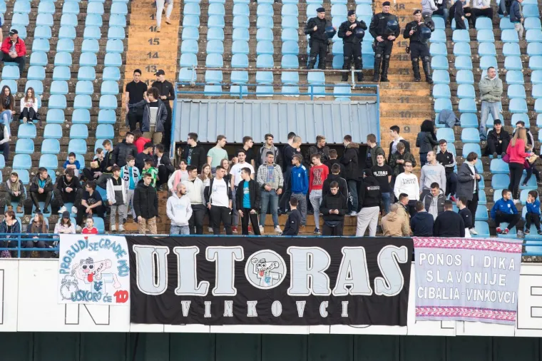 SLAVONSKI DERBI U VINKOVCIMA: Cibalia dočekala Osijek