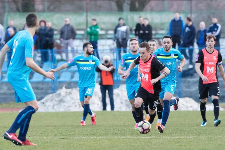 SLAVONSKI DERBI U VINKOVCIMA: Cibalia dočekala Osijek