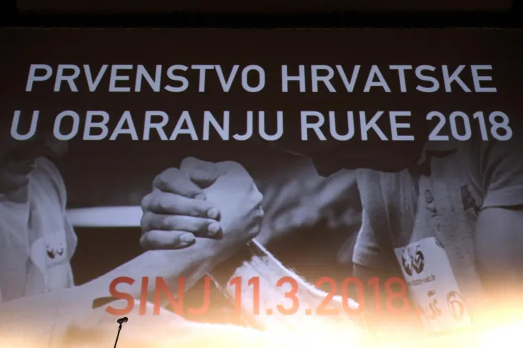 Pogledajte tko ima najjaču desnicu u Hrvatskoj: u Sinju održano državno prvenstvu u obaranju ruke