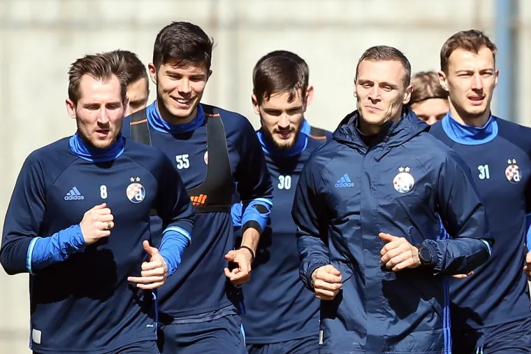 JURČEVIĆ IZVEO MODRE NA HITREC KACIAN: Dinamo odradio prvi trening pod vodstvom novog trenera