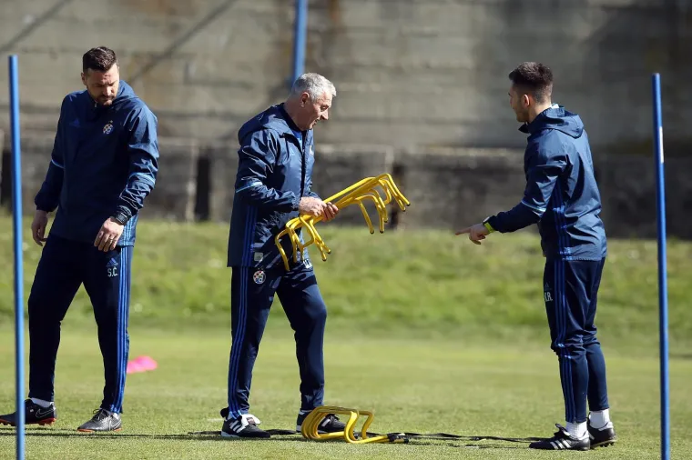 JURČEVIĆ IZVEO MODRE NA HITREC KACIAN: Dinamo odradio prvi trening pod vodstvom novog trenera
