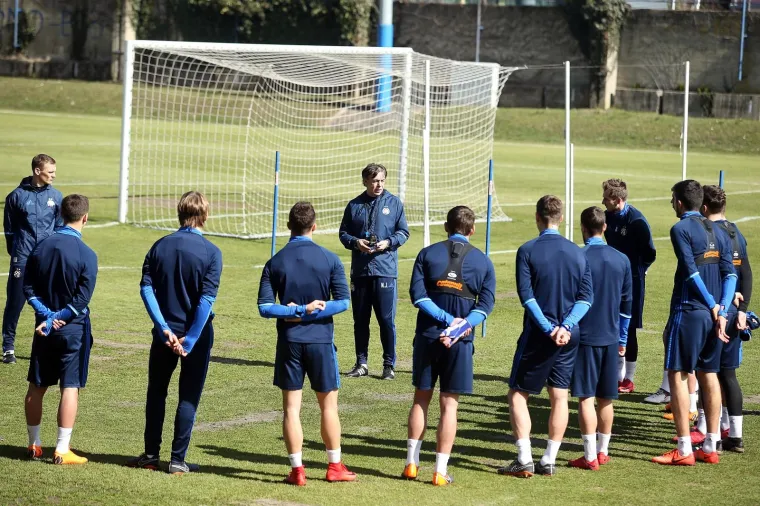 JURČEVIĆ IZVEO MODRE NA HITREC KACIAN: Dinamo odradio prvi trening pod vodstvom novog trenera