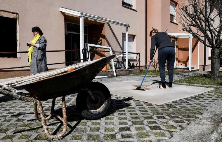 U Zapre&scaron;iću eksplozija o&scaron;tetila prozore na obiteljskoj kući