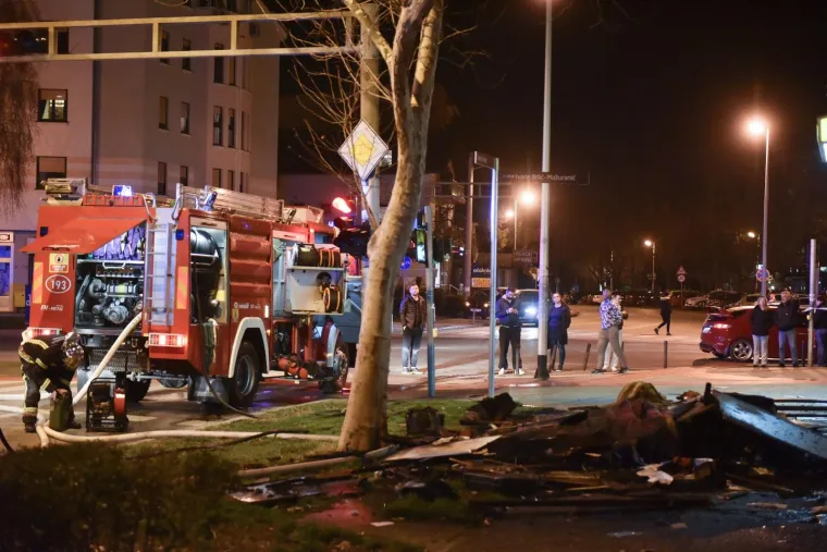 Vatrogasci s vi&scaron;e vatrogasnih vozila ugasili požar u stanu na drugom katu u &Scaron;panskom