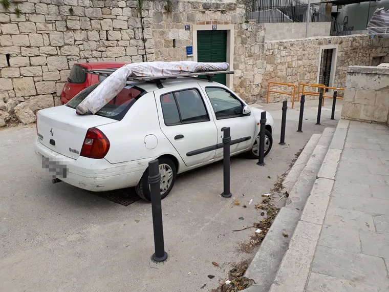 Pogledajte kako izgleda najpoznatiji splitski kvart pred turističku sezonu: smeće i divlja gradnja razljutili građane