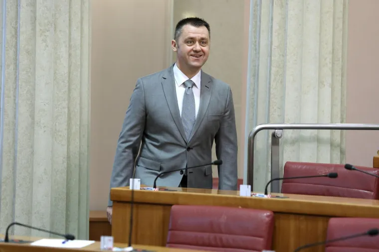 Danas su na sjednicu Sabora zastupnici do&scaron;li nasmijana lica