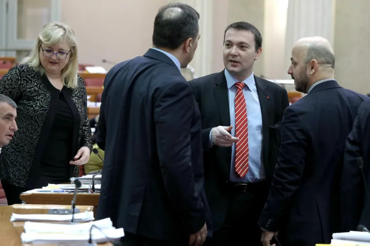 Danas su na sjednicu Sabora zastupnici do&scaron;li nasmijana lica