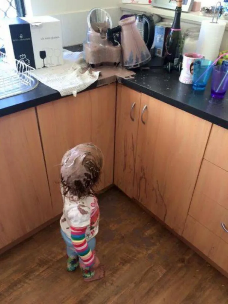 KAŽU DA SU DJECA NAJVEĆE BLAGO, POTRAŽILI SMO DRUGO MI&Scaron;LJENJE: Slike s dru&scaron;tvenih mreža govore same za sebe