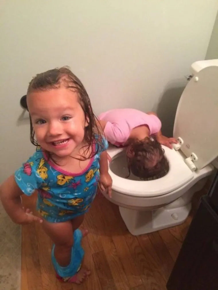 KAŽU DA SU DJECA NAJVEĆE BLAGO, POTRAŽILI SMO DRUGO MI&Scaron;LJENJE: Slike s dru&scaron;tvenih mreža govore same za sebe