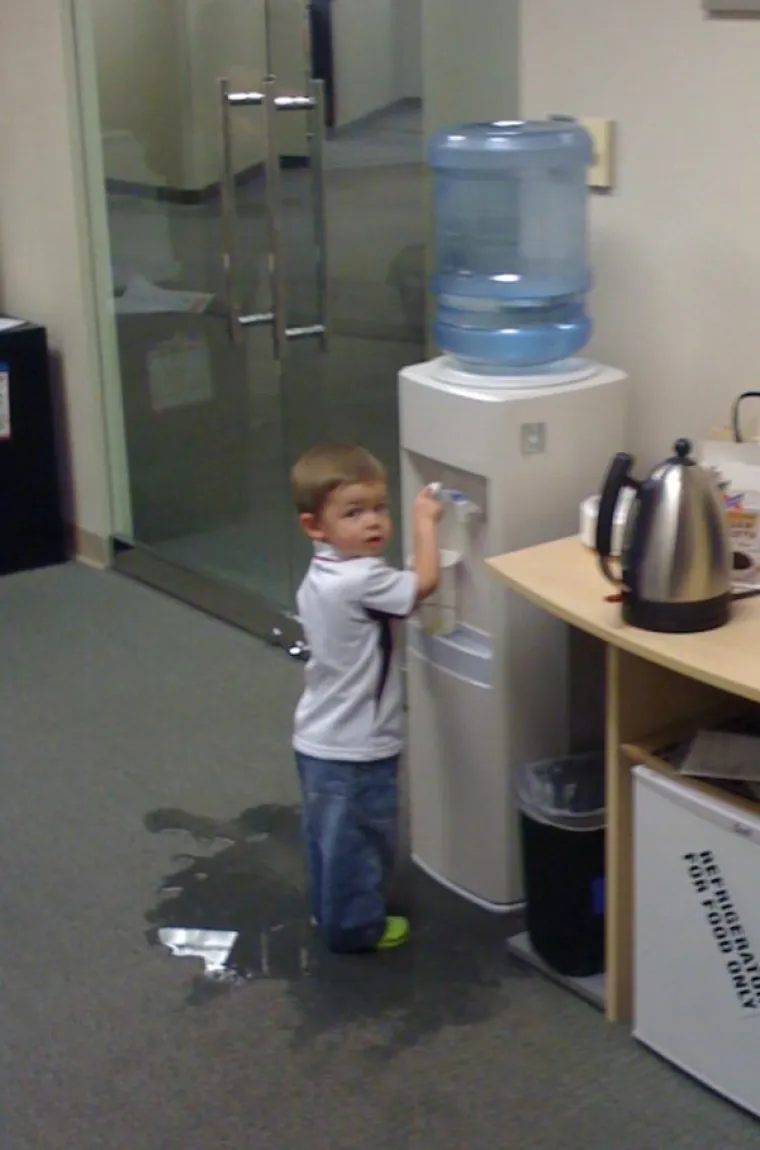 KAŽU DA SU DJECA NAJVEĆE BLAGO, POTRAŽILI SMO DRUGO MI&Scaron;LJENJE: Slike s dru&scaron;tvenih mreža govore same za sebe