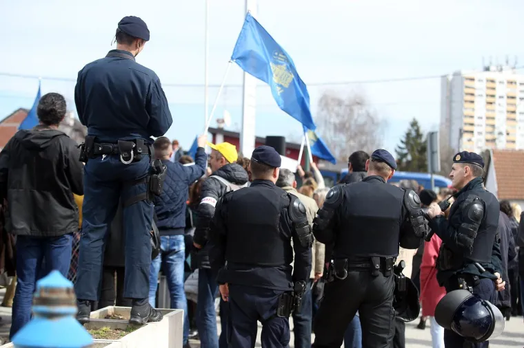 Prosvjed Sindikat hrvatskih učitelja ispred Ministarstva znanosti i obrazovanja
