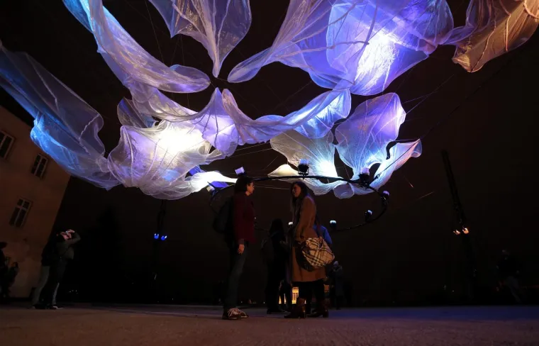 FESTIVAL SVJETLA U ZAGREBU: Pogledajte atraktivne svjetlosne instalacije i projekcije inspirirane proljećem