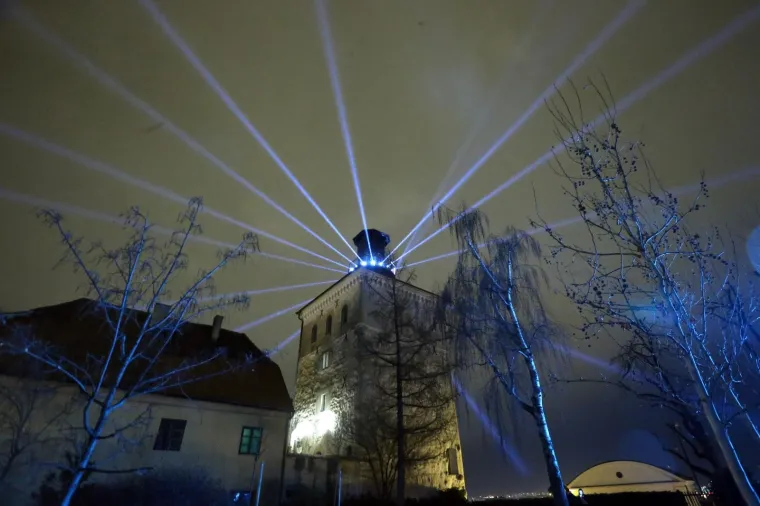 FESTIVAL SVJETLA U ZAGREBU: Pogledajte atraktivne svjetlosne instalacije i projekcije inspirirane proljećem