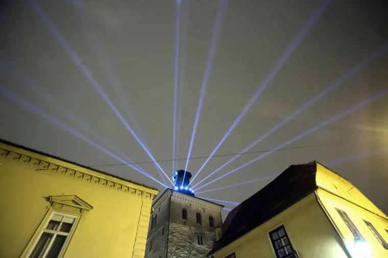 FESTIVAL SVJETLA U ZAGREBU: Pogledajte atraktivne svjetlosne instalacije i projekcije inspirirane proljećem