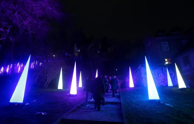 FESTIVAL SVJETLA U ZAGREBU: Pogledajte atraktivne svjetlosne instalacije i projekcije inspirirane proljećem