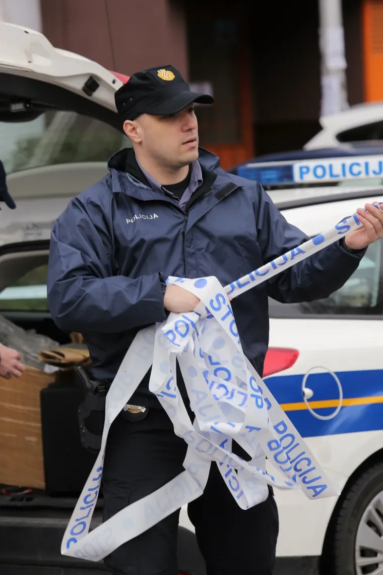 U ranojutarnjim satima stanovnike ulice Drage Gervaisa u &Scaron;panskom probudila pucnjava