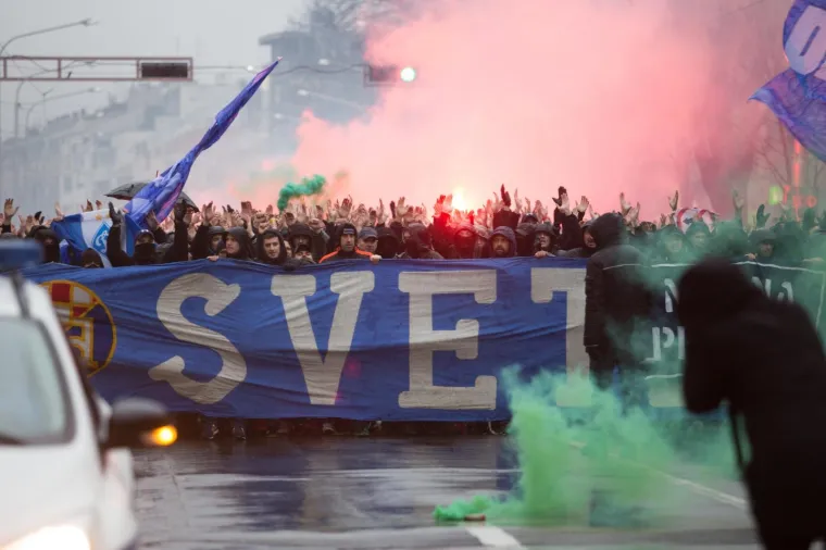 Jasna poruka Upravi i Mamiću: Bad Blue Boys prosvjedovali na ulicama