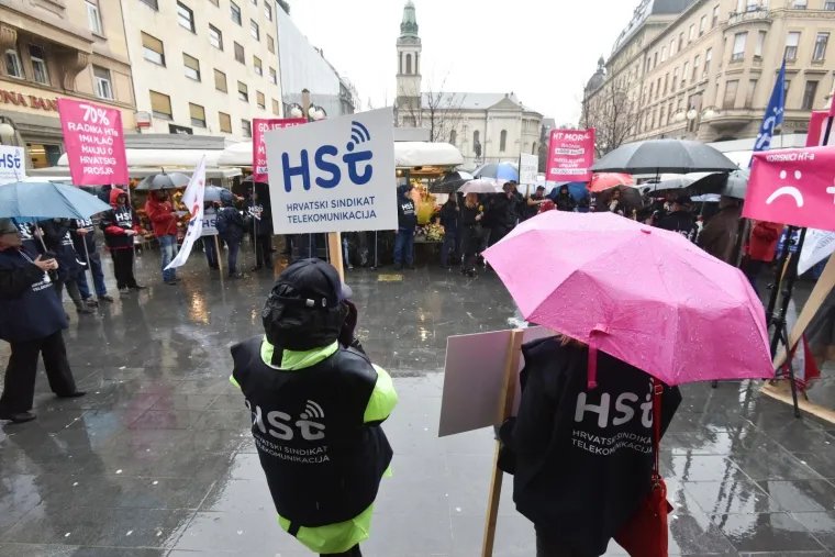 Tijekom prosvjeda na Trgu Petra Preradovića koji su organizirali Hrvatski sindikat Telekomunikacija, Republički sindikat radnika Hrvatske i Nezavisni hrvatski sindikati zbog dru&scaron;tvene neodgovornosti Uprave Hrvatskog telekoma održala se i konferencija za medije