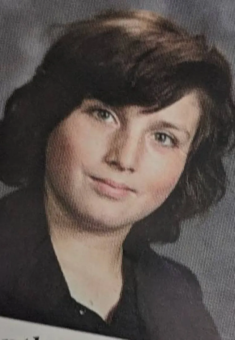 OBRUKALI SE, ALI SU BAREM NASMIJALI CIJELI INTERNET: Njihova moda iz mladih dana nije se održala