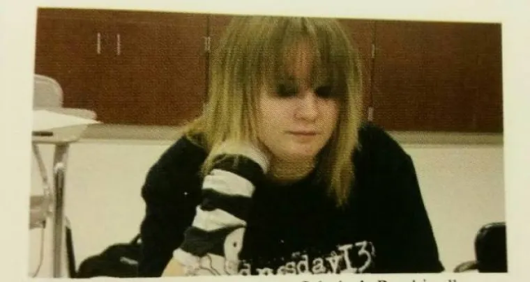 OBRUKALI SE, ALI SU BAREM NASMIJALI CIJELI INTERNET: Njihova moda iz mladih dana nije se održala