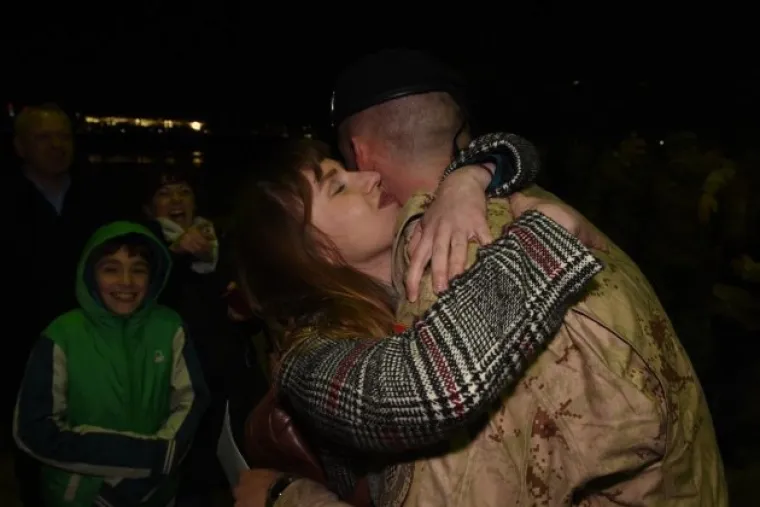 Emotivni doček pripadnika hrvatskog kontingenta u NATO misiji iz Afganistana