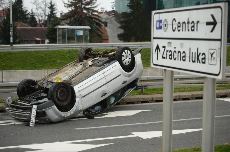 Prometna nesreća na Slavonskoj aveniji