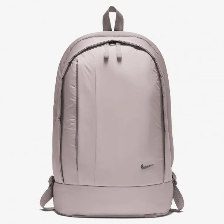 Nike srebrni ruksak, Intersport, 459,95 kuna