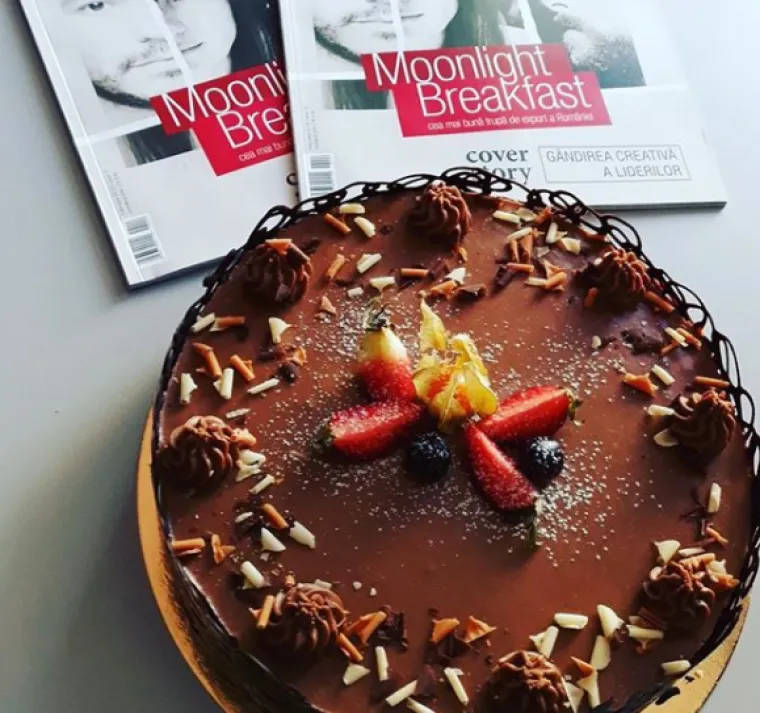 Na&scaron;le smo 15 najbogatijih i najsočnijih Snickers torta koje ćete poželjeti smazati u jednom zalogaju