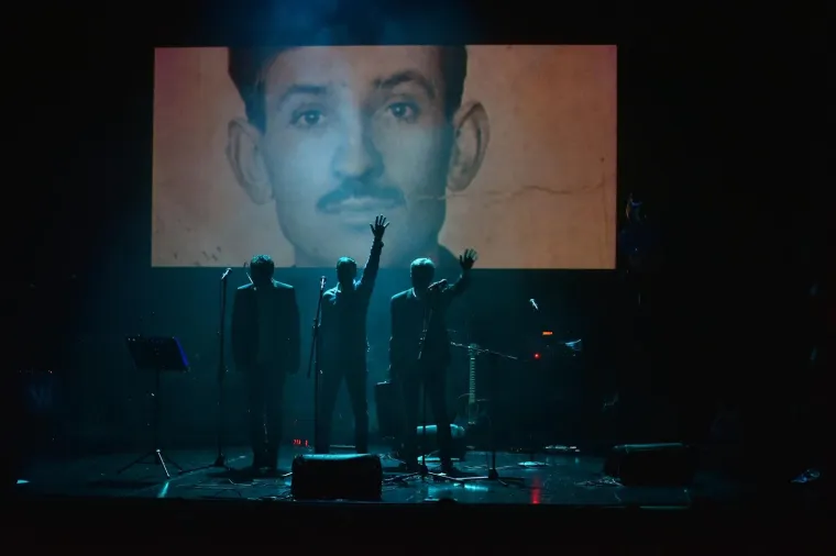 ALEN VITASOVIĆ PROSLAVIO VAŽNU OBLJETNICU: Na pozornici mu se pridružili otac i brat, plakao je kao malo dijete