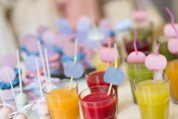 Odabir udobne obuće naših najmlađih izuzetno je važan stoga u Atelier  Bébés možete pronaći dva kvalitetna brenda cipela: talijanske cipele Sonatina i slovenske Little Lambo mokasine za bebe