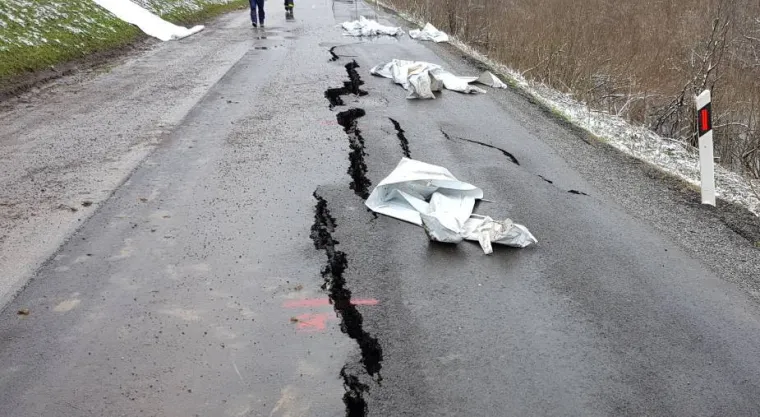 HGSS: Ronioci u ekstremnim uvjetima spriječili uru&scaron;avanje nasipa kod Tanca na Uni