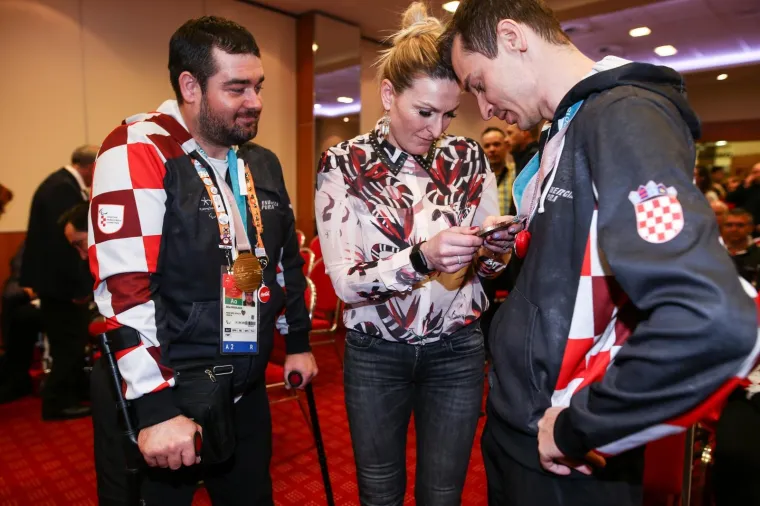 VRATILI SE PARAOLIMPIJCI: Dino Sokolović i Bruno Bo&scaron;njak pohvalili se medaljama