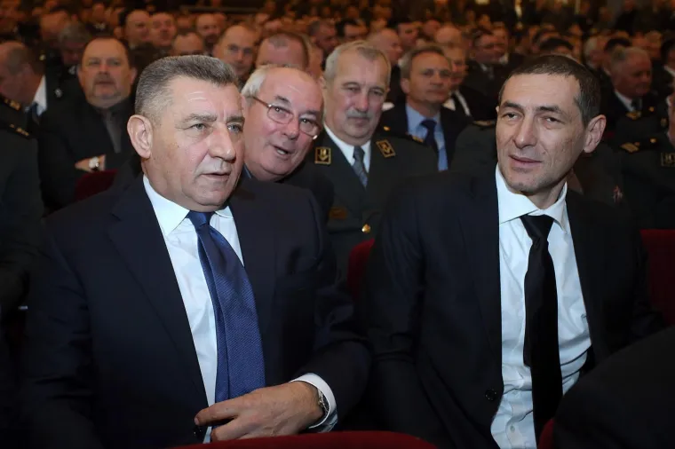 Na komemoraciji za generala Petra Stipetića suborci, biv&scaron;i i sada&scaron;nji državni vrh...