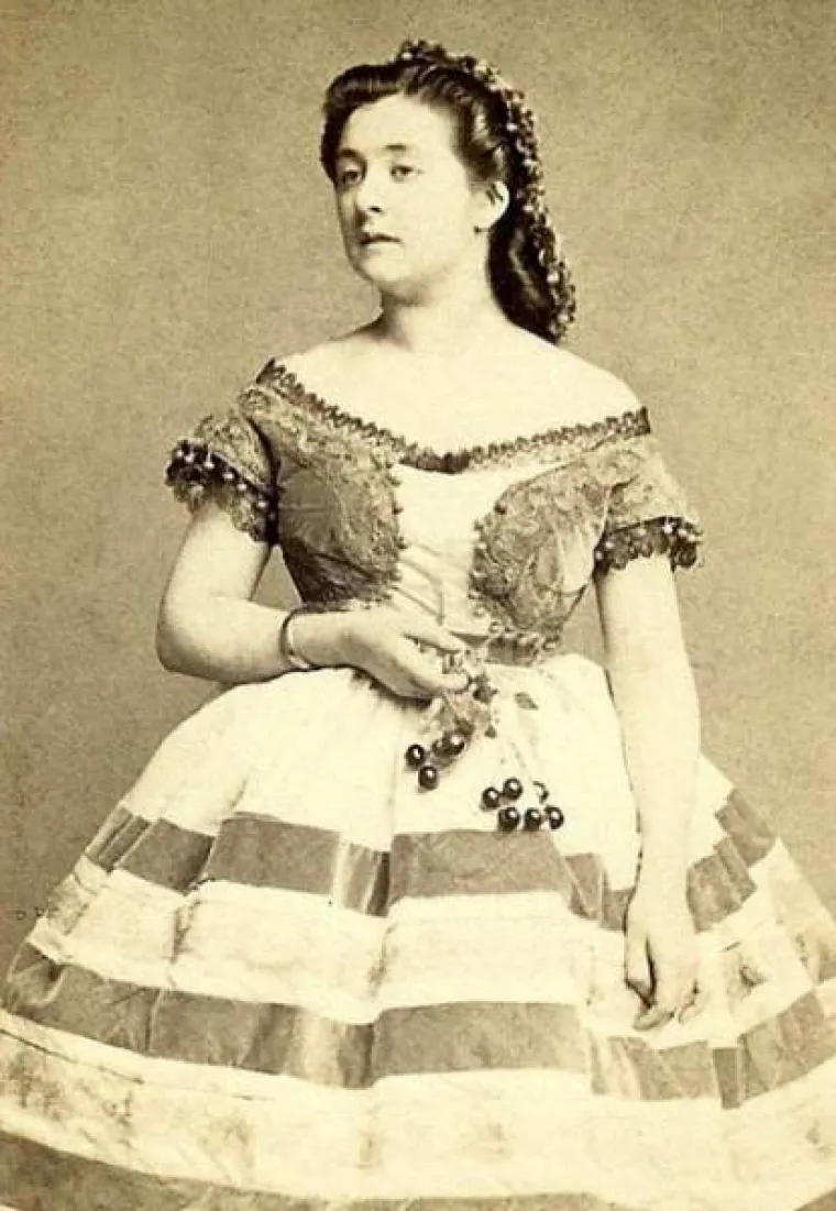 PROSTITUTKE SU SE JAKO PROMIJENILE OD 19. STOLJEĆA: Pogledajte &scaron;to su nosile nekad, to je čisti kontrast dana&scaron;njim noćnim damama