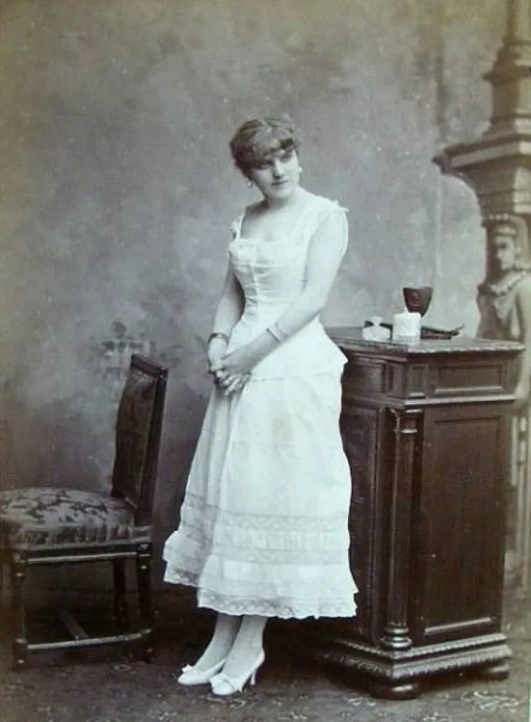 PROSTITUTKE SU SE JAKO PROMIJENILE OD 19. STOLJEĆA: Pogledajte &scaron;to su nosile nekad, to je čisti kontrast dana&scaron;njim noćnim damama