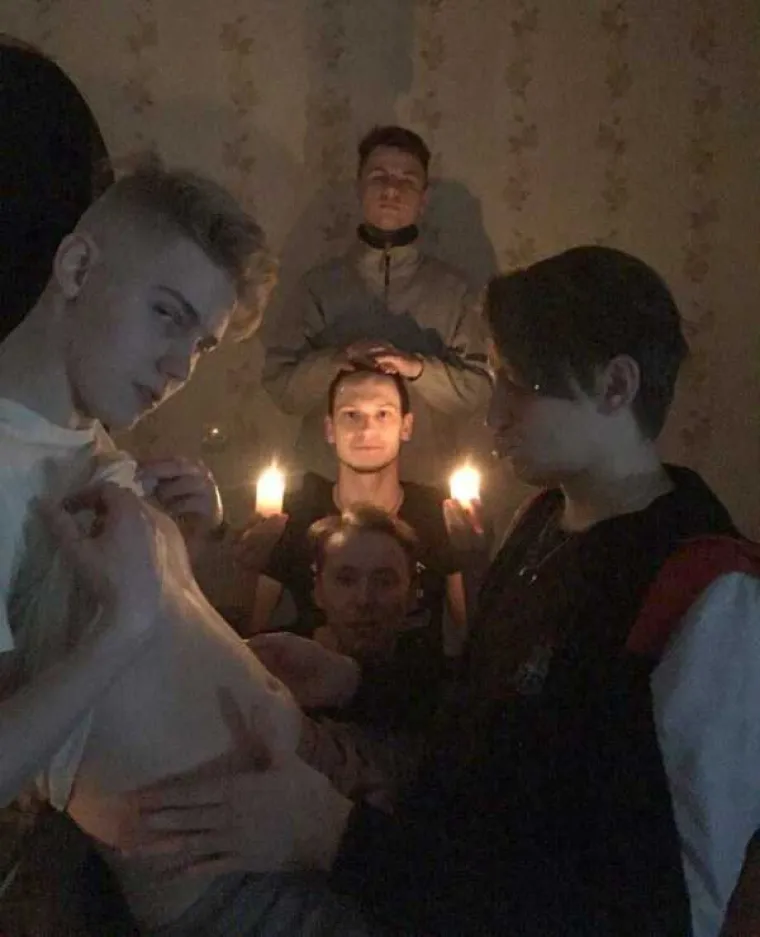 NEOPISIVO JE ČIME SE SVE RUSI HVALE NA DRU&Scaron;TVENIM MREŽAMA: Prizori iz njihovih domova jo&scaron; su bizarniji od prizora s ulica