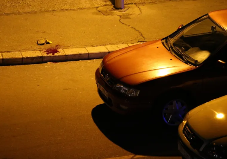 Policija je na mjestu događaja prona&scaron;la dva pi&scaron;tolja i uhitila dvije osobe, a u tijeku je kriminalistička istraga.