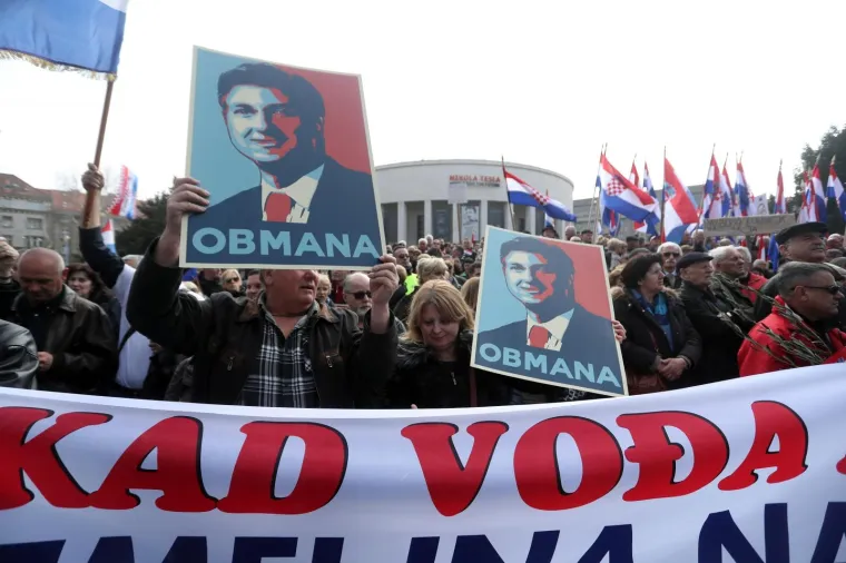 FOTOGALERIJA: Tisuće ljudi okupilo se na prosvjedu protiv ratifikacije Istanbulske konferencije