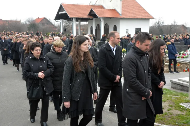 NEZAPAMĆENA TUGA I BOL U VELIKOJ: Nitko ne može vjerovati da Brune više nema