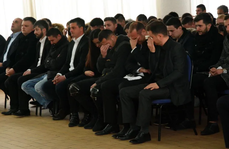 Velika: Komemoracija za tragično preminulog nogometa&scaron;a Marsonije Bruna Bobana