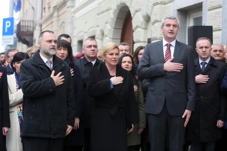 Predsjednica Kolinda Grabar-Kitarović premjestila svoj ured u Karlovačku županiju